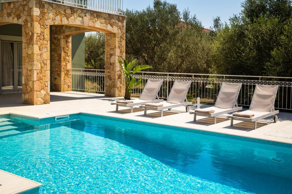 Afrodite Luxury Villa Svoronata Bagian luar foto