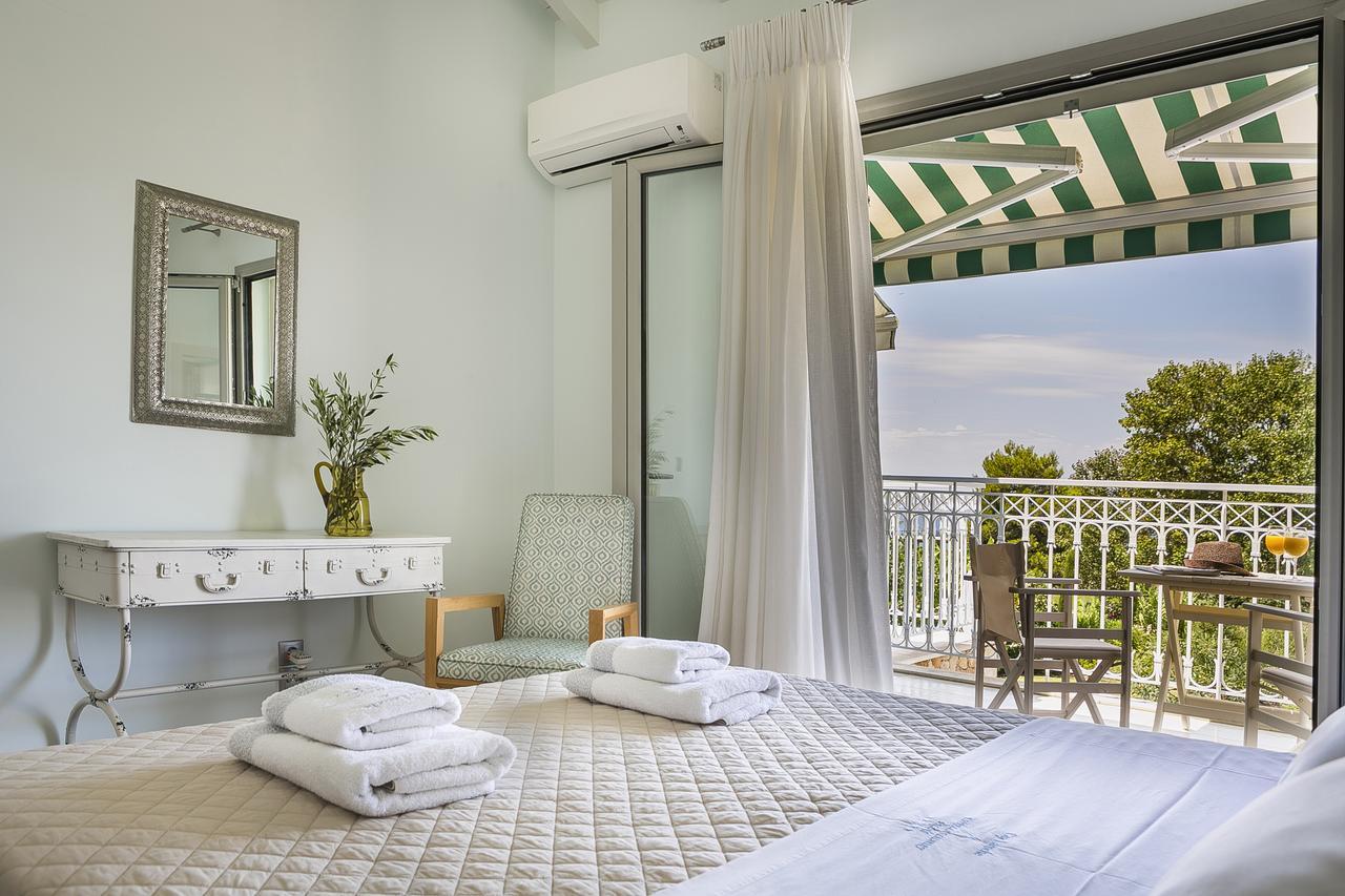 Afrodite Luxury Villa Svoronata Bagian luar foto